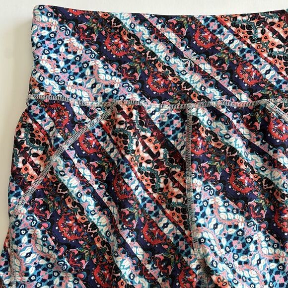 Athleta Floral Shorts Size Small - Picture 7 of 9